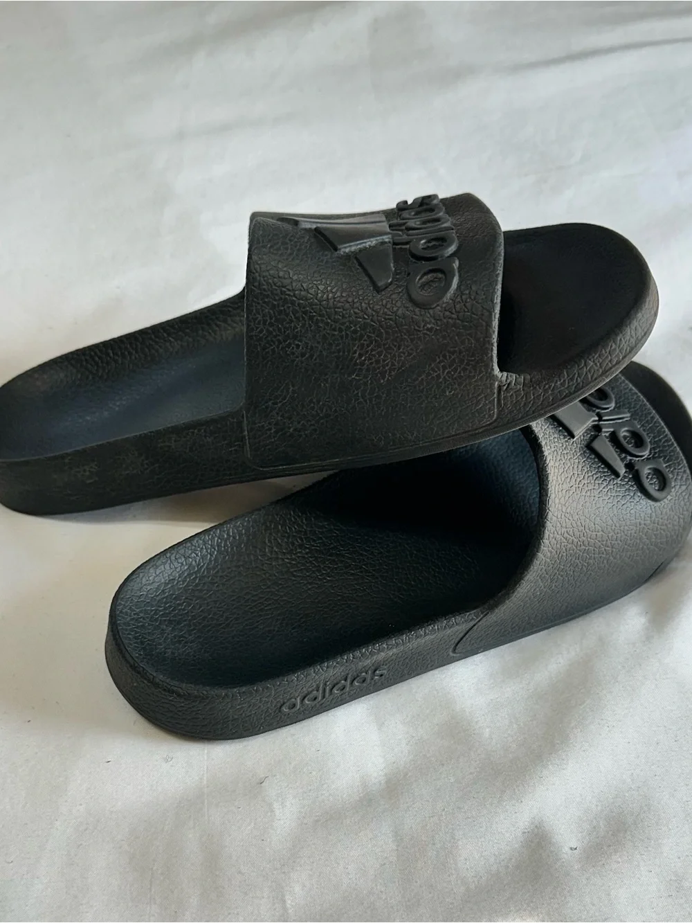 Boys Adidas size 7 slides